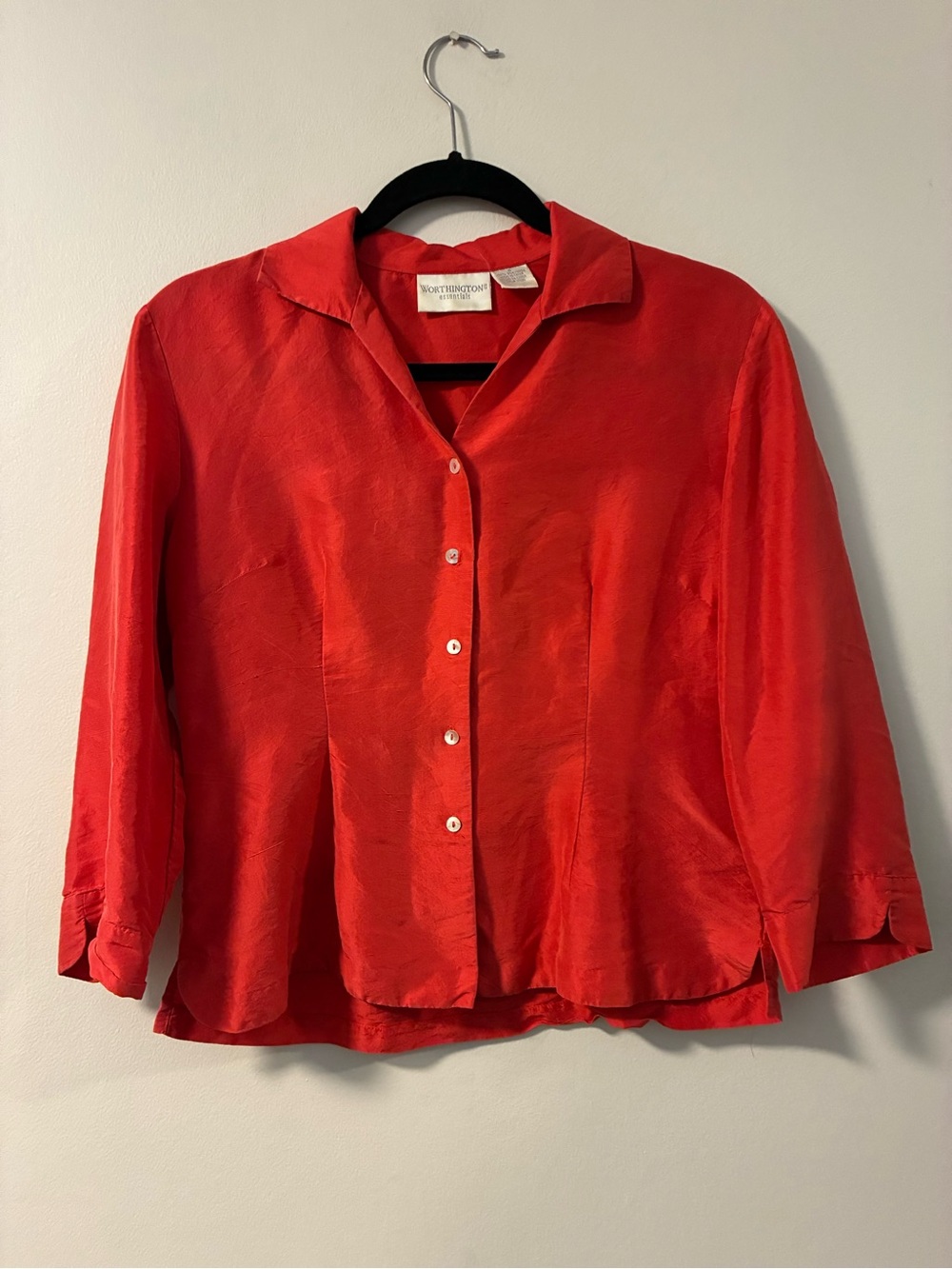 100% Silk Worthington Vibrant Red Button-Down Women's Shirt